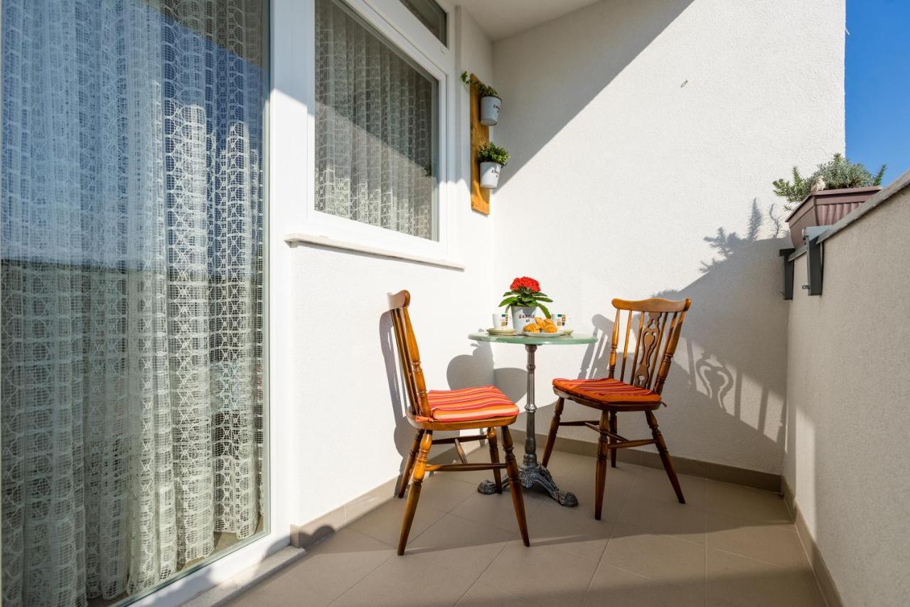 Studio Apartment Romana Σπλιτ Εξωτερικό φωτογραφία