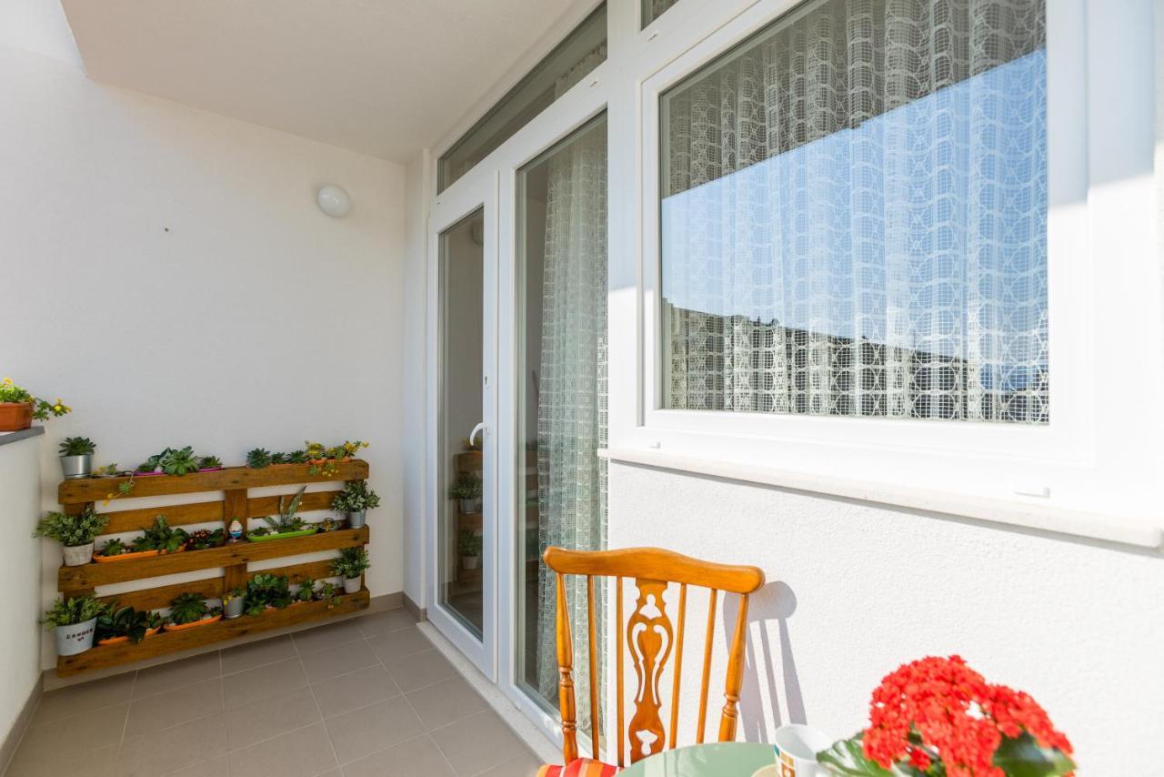 Studio Apartment Romana Σπλιτ Εξωτερικό φωτογραφία
