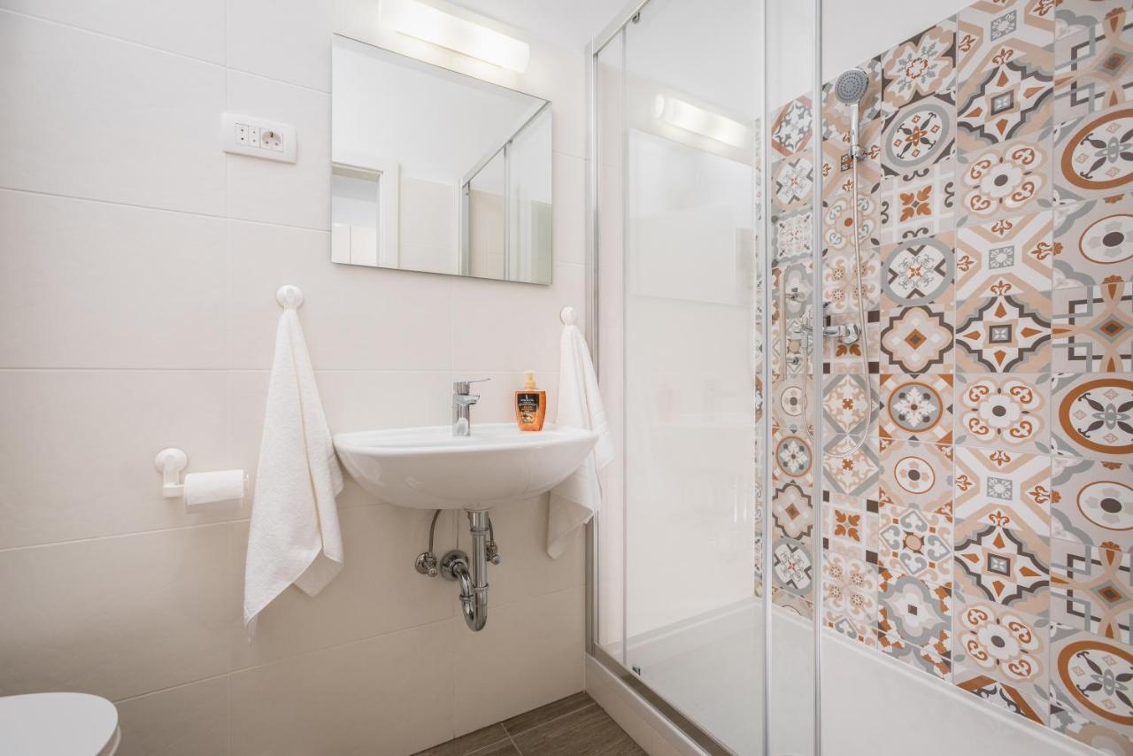 Studio Apartment Romana Σπλιτ Εξωτερικό φωτογραφία